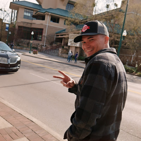 Meet your Posher, Alexsr - Picture 1 of 1